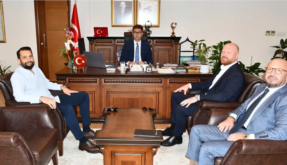 Menderes Kaymakamına Nezaket Ziyareti
